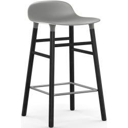 Tabouret de bar Form, pieds bois – Gris + Chêne peint en noir - Normann Copenhagen