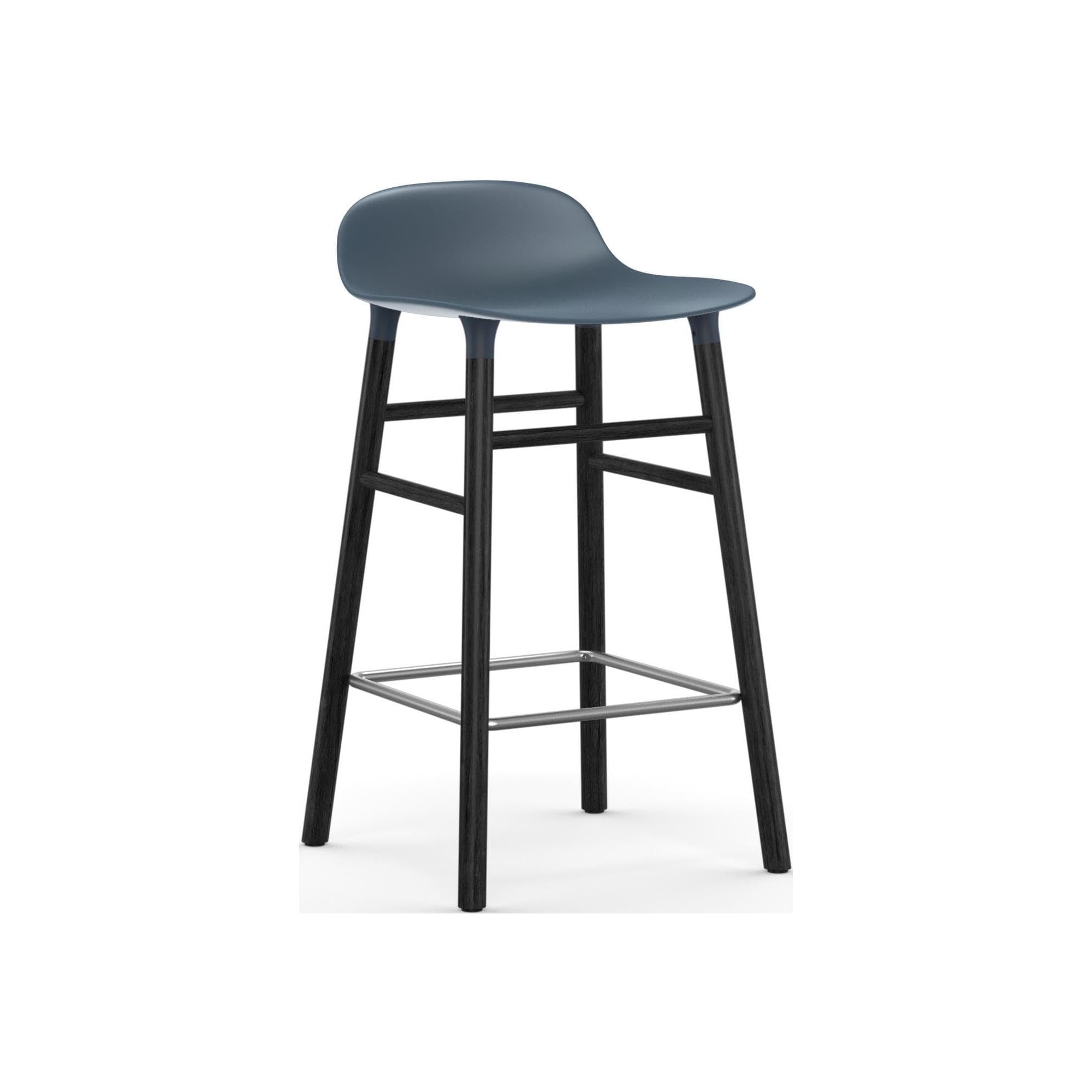 Tabouret de bar Form, pieds bois – Bleu + Chêne peint en noir - Normann Copenhagen