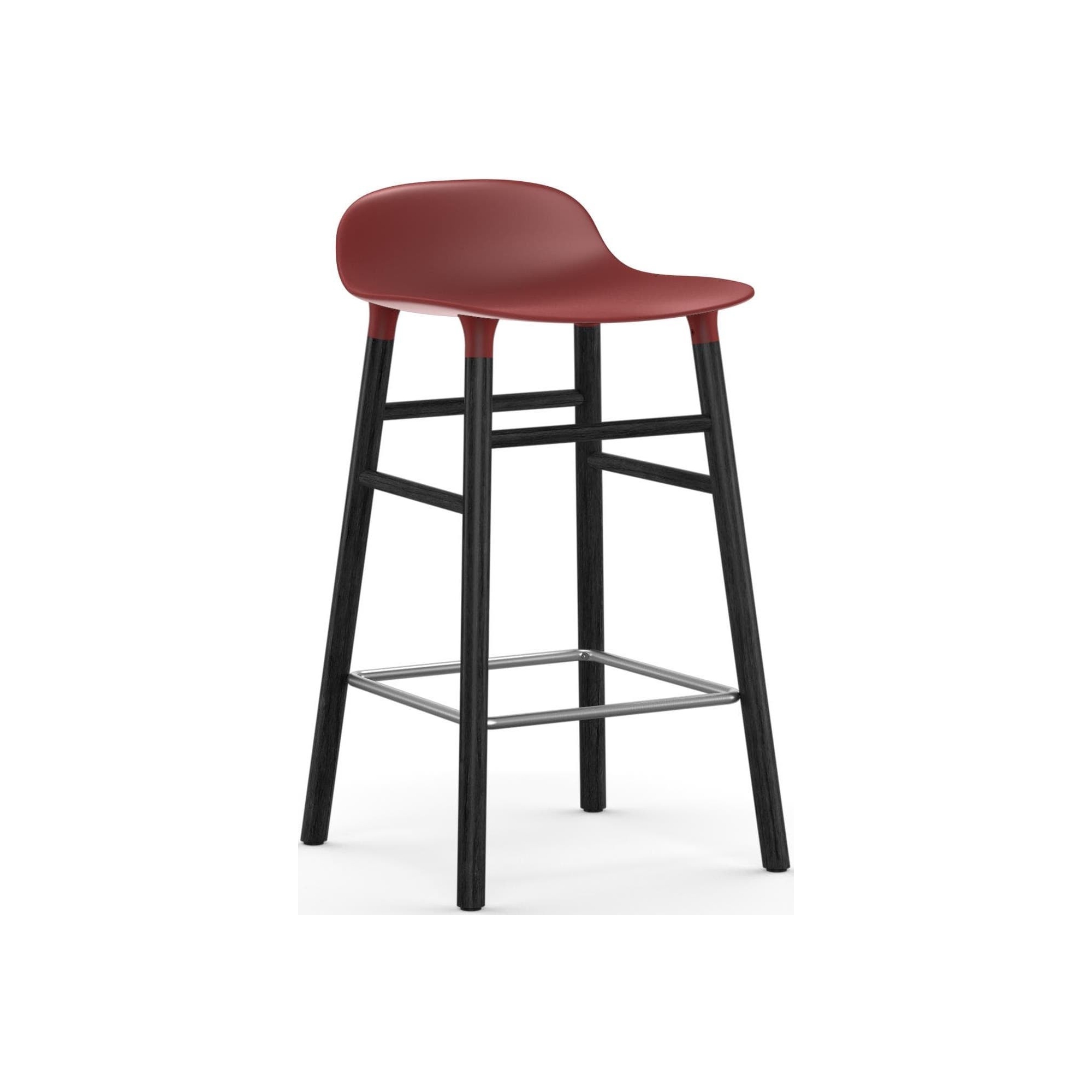 Tabouret de bar Form, pieds bois – Rouge + Chêne peint en noir - Normann Copenhagen