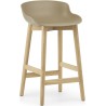 Hyg Barstool, wood legs – Sand + Oak - Normann Copenhagen