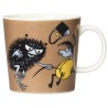 Stinky in action - Moomin Mug - Arabia / Iittala