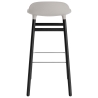 Tabouret de bar Form, pieds bois – Gris chaud + Chêne peint en noir - Normann Copenhagen