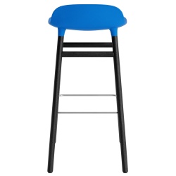 Tabouret de bar Form, pieds bois – Bleu vif + Chêne peint en noir - Normann Copenhagen