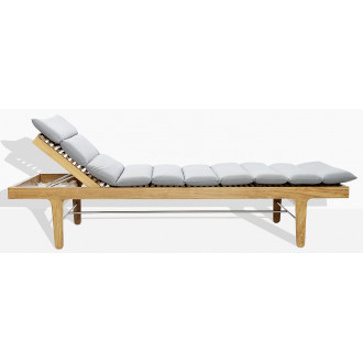 Outdoor daybed cushion