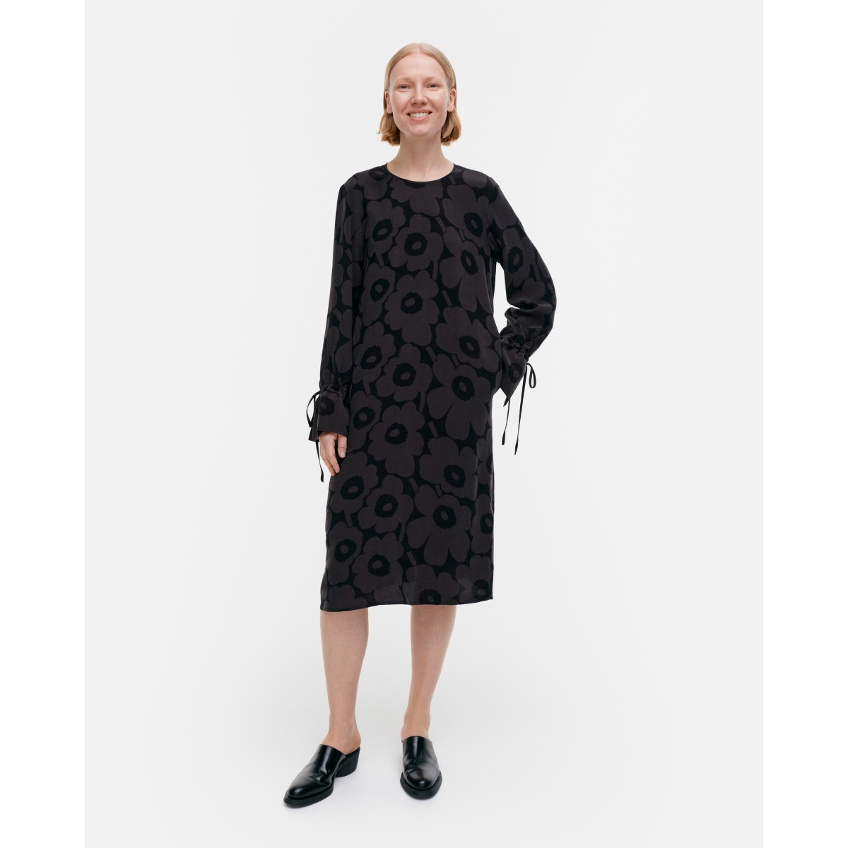 Lahjat Unikko dress 999 - Marimekko