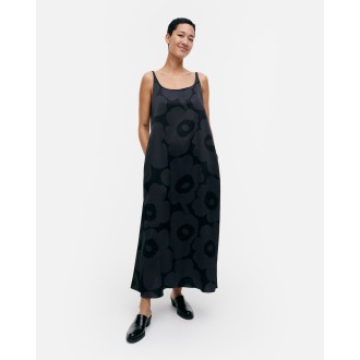 Robe Seurassa Unikko 999 - Marimekko