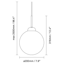 Nuura – Suspension Apiales Large, laiton brossé et verre opal blanc