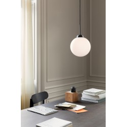 Nuura – Apiales 1 Large pendant, satin black and white opal glass