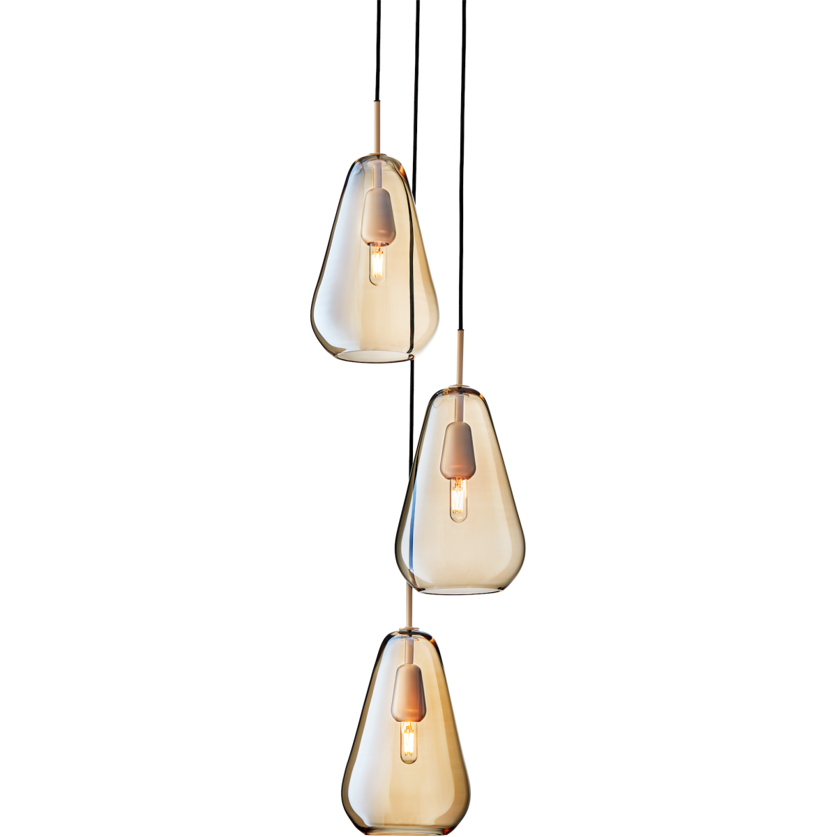 Nuura – Anoli 3 pendant, nordic gold and gold glass