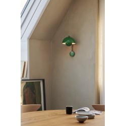 &Tradition – FlowerPot VP8 wall lamp, signal green