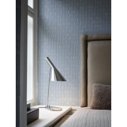 Louis Poulsen – Lampe de table AJ, acier inoxydable poli