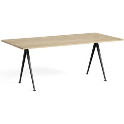 L250 - chêne vernis mat - table Pyramid 2 - HAY