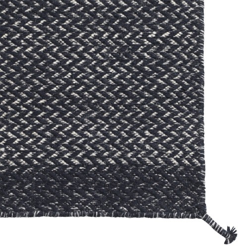 Ply rug – 85 x 140 cm – Midnight blue - Muuto