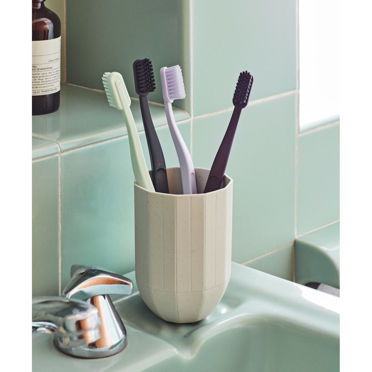 Hay Toothbrush Holder