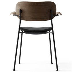 with armrests - Dakar leather 0842 / dark stained oak / black frame - Co chair - Audo Copenhagen