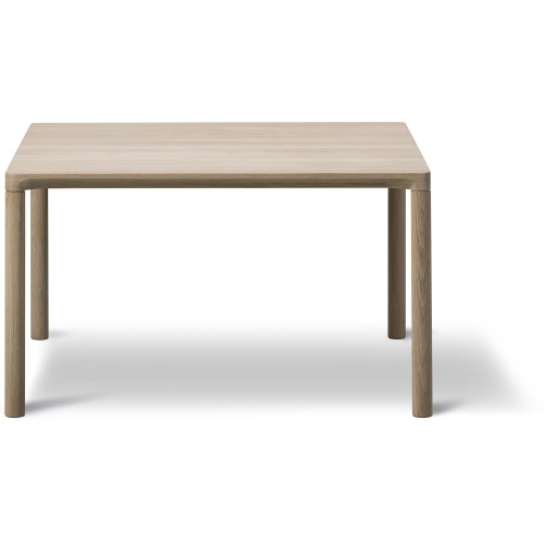 soaped oak – 63 x 63 cm – Piloti 6725 coffee table - Fredericia