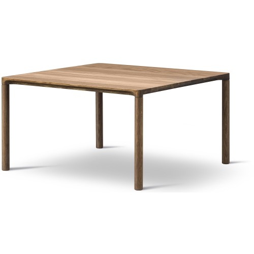 chêne fumé huilé – 63 x 63 cm – table basse Piloti 6725 - Fredericia