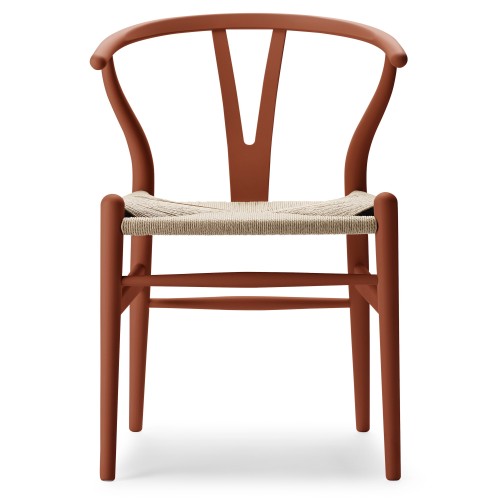 Carl Hansen & Søn – Chaise CH24 Soft Color Ilse Crawford, terracotta et corde de papier naturelle